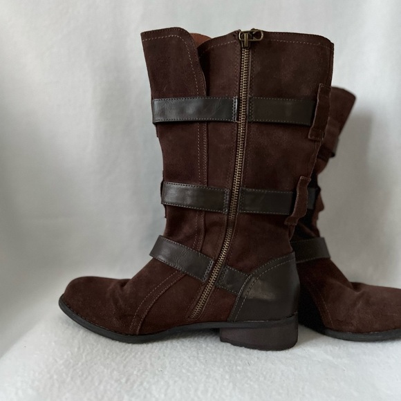 Eddie Bauer Size 7.5 Brown Leather/Textile Zippered Boots with Buckle Accents - Picture 8 of 16